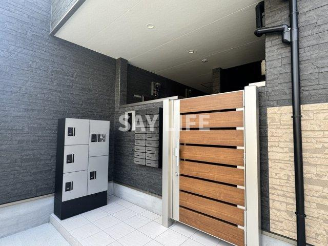 F＋style高見の里2号館のエントランス