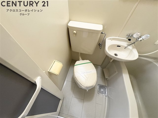 ユニットバスになっている為、掃除が簡単です！
