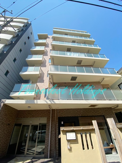 藤沢市鵠沼花沢町の賃貸マンションの外観
