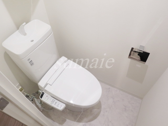 ラクラス赤羽のトイレ|温水洗浄便座付きです！