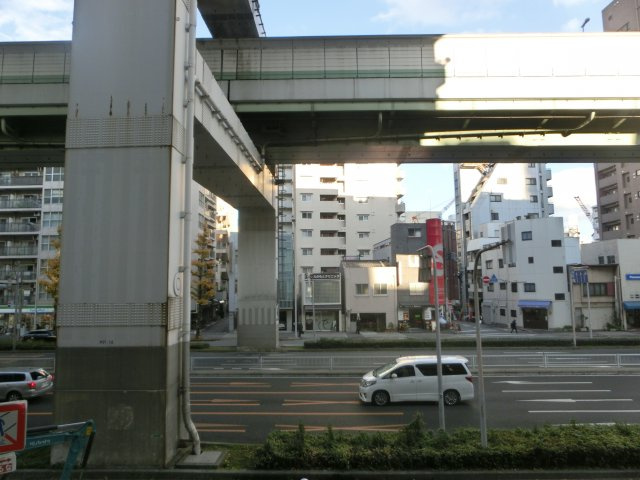 コンフォリア阿波座のバルコニー