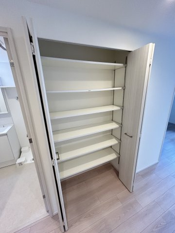 スプランディッド難波Ⅶの収納
