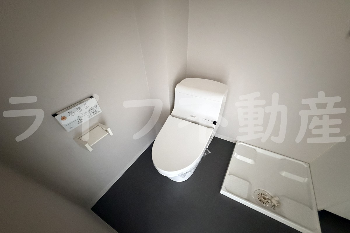 La Fiore Hana 仲介手数料無料のトイレ|ゆったりとした空間のトイレです