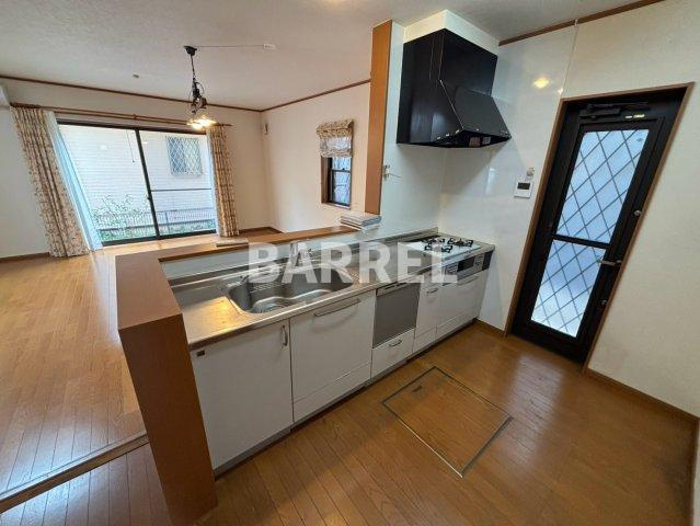 桜ヶ丘7丁目戸建のキッチン