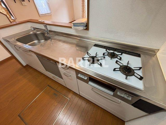 桜ヶ丘7丁目戸建のキッチン