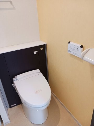グラ－ス・エムのトイレ|ゆったりとした空間のトイレです