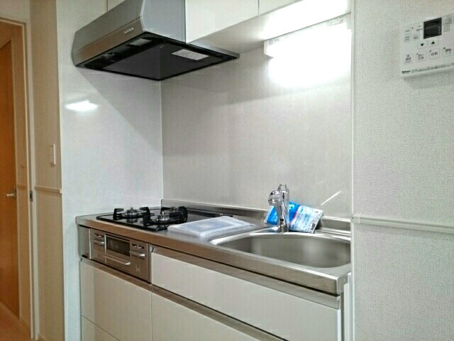 横浜市南区前里町２丁目の賃貸マンションのキッチン