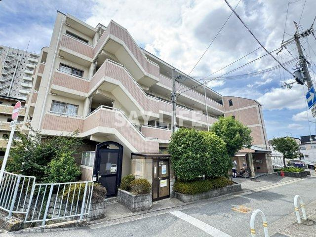 ラルゴ久宝寺の外観