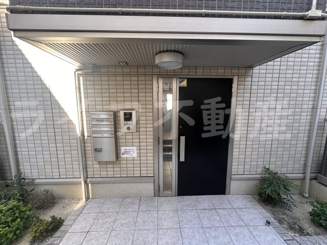 ラフィーネ徳庵のエントランス