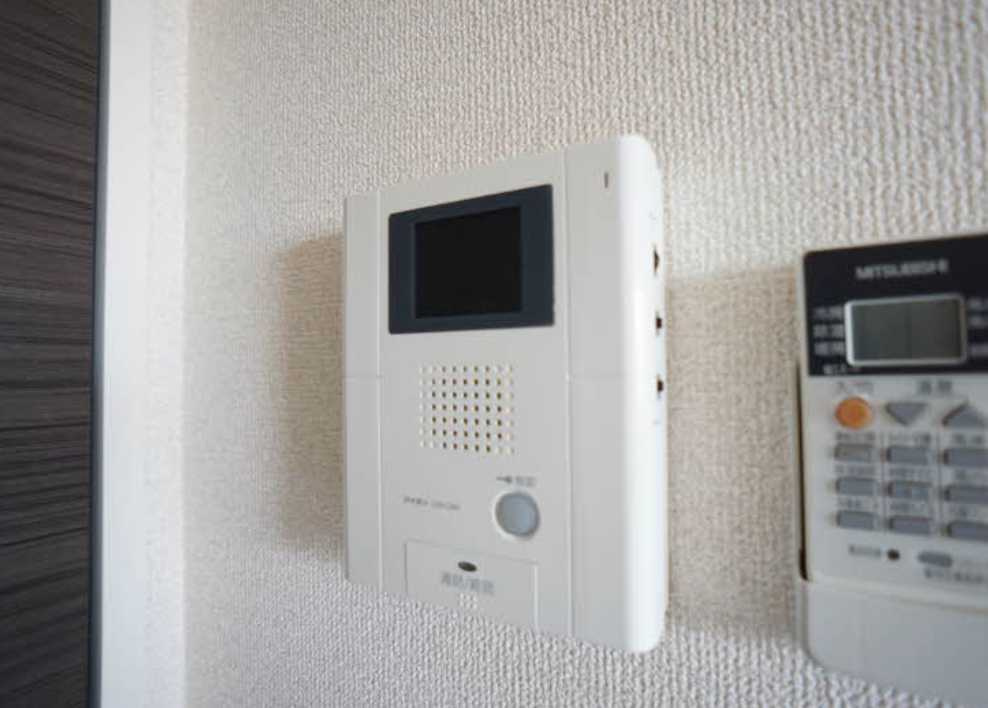 パティオ豊町　駐車場　ネット無料　シャーメゾンのセキュリティ