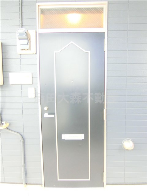 M-FLATSエムフラッツの玄関