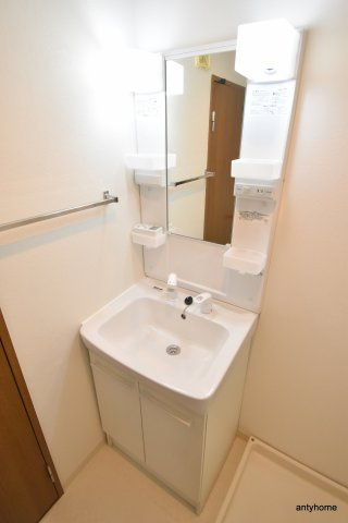カルム香川Ⅱ　仲介手数料無料の洗面所