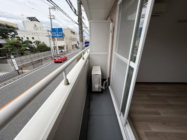 リヴェール西出のバルコニー
