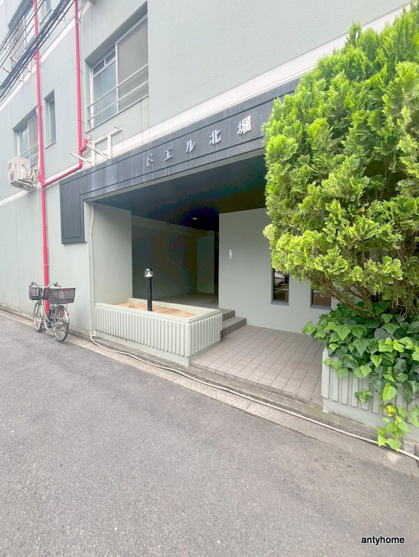 ドエル北堀江　仲介手数料無料のエントランス