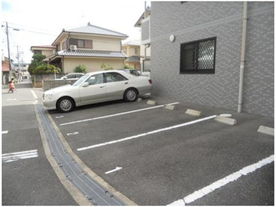 【駐車場】 | メゾン静
