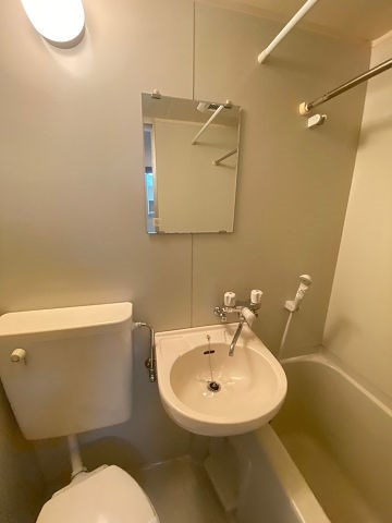 西宮市門戸荘の賃貸マンションの洗面所