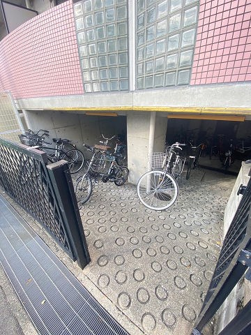 西宮市門戸荘の賃貸マンションの外観