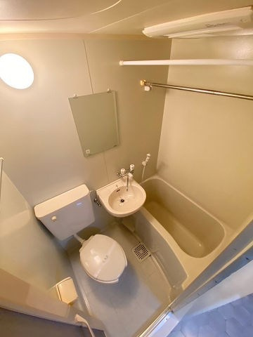西宮市門戸荘の賃貸マンションの浴室