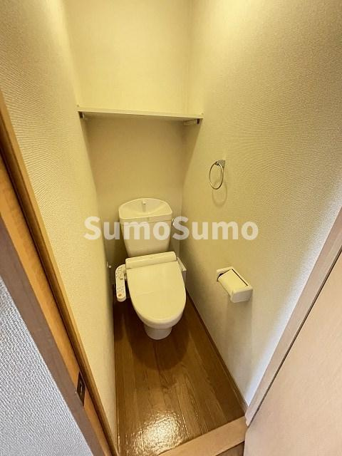 西宮市今津水波町のアパートのトイレ