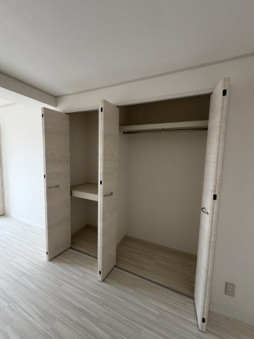 神戸市須磨区若木町１丁目の賃貸マンションの収納