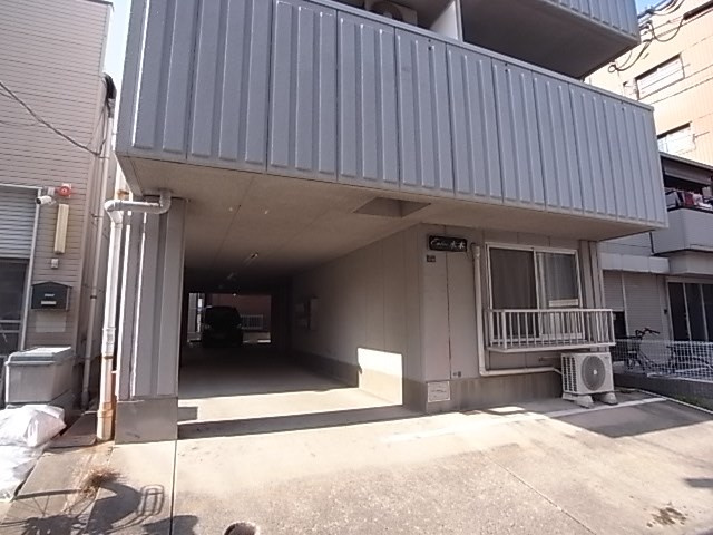 神戸市兵庫区水木通４丁目の賃貸マンションのエントランス|毎日通るエントランスはこのようになっています
