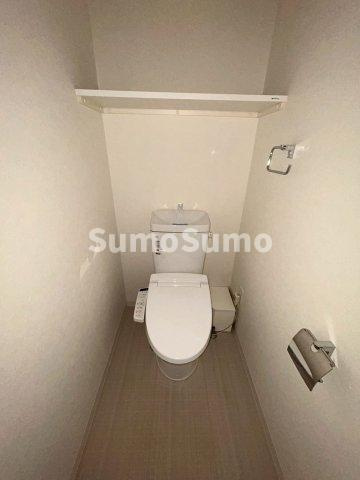 神戸市兵庫区湊町４丁目の賃貸マンションのトイレ