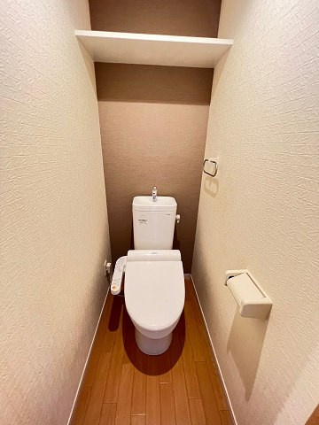 エストゥディオ73のトイレ|ゆったりとした空間のトイレです