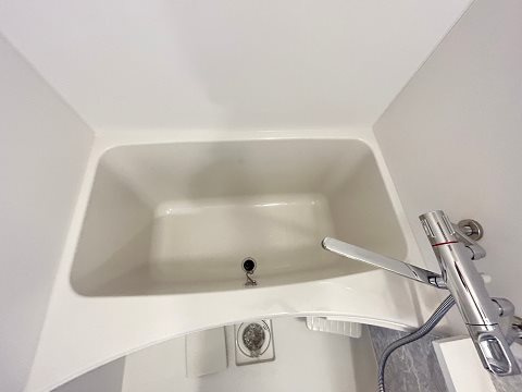 エスリードレジデンス大阪ウエストコートの浴室|コンパクトで使いやすいお風呂です