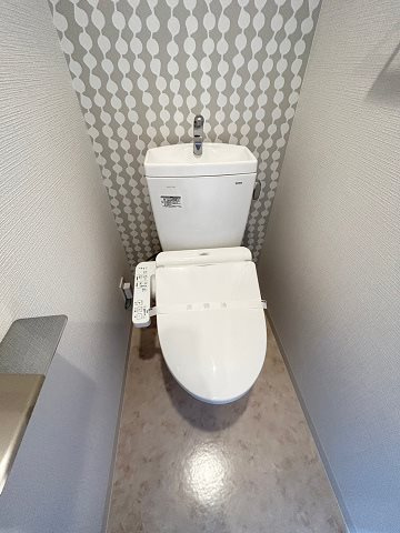 エスリードレジデンス大阪ウエストコートのトイレ|コンパクトで使いやすいトイレです