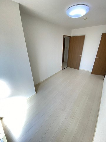 西宮市久保町の賃貸マンション