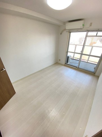 西宮市久保町の賃貸マンション
