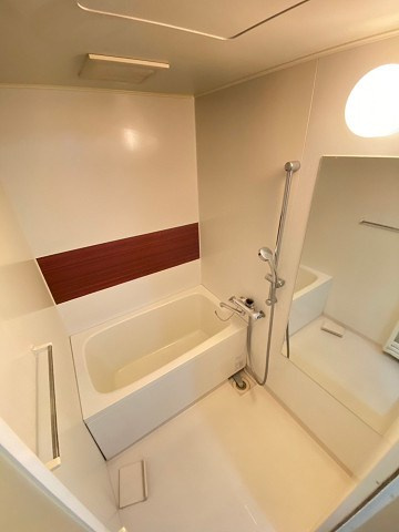 西宮市久保町の賃貸マンションの浴室