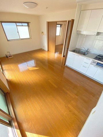 西宮市南昭和町の賃貸マンションの居間・リビング