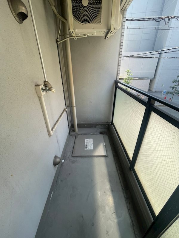 レバンガ西本町APのバルコニー
