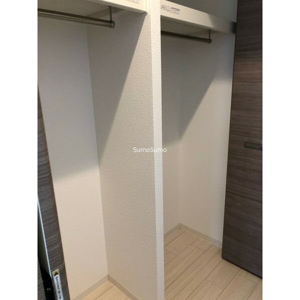 大阪市中央区南船場１丁目の賃貸マンションの収納