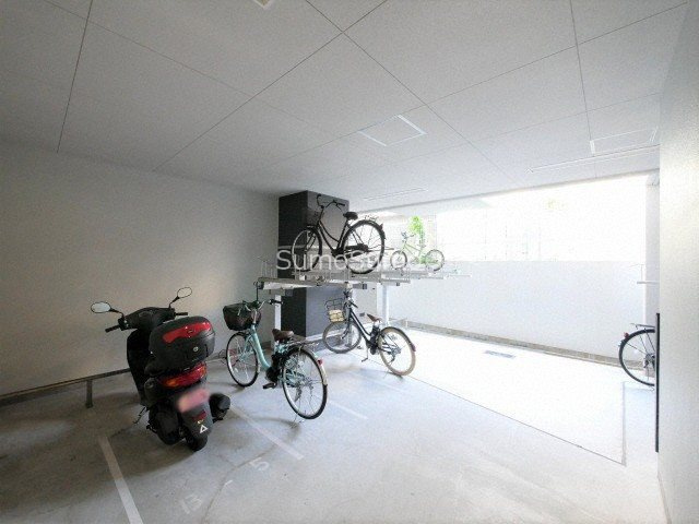 大阪市中央区糸屋町１丁目の賃貸マンションの外観