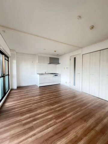 神戸市兵庫区水木通６丁目の賃貸マンションの居間・リビング|おしゃれなリビングです