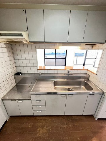 西宮市広田町の賃貸マンションのキッチン