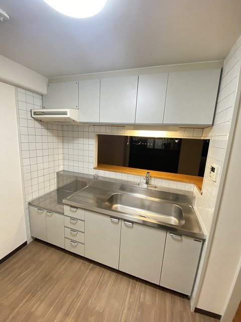 西宮市広田町の賃貸マンションのキッチン