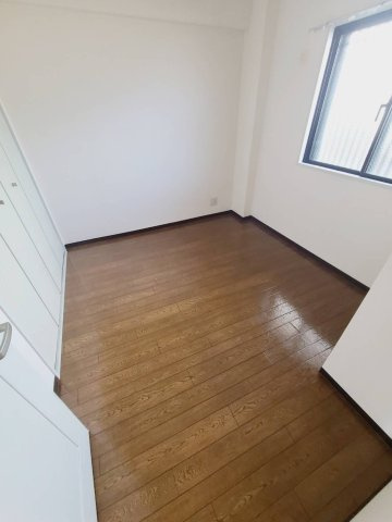 西宮市広田町の賃貸マンションの寝室