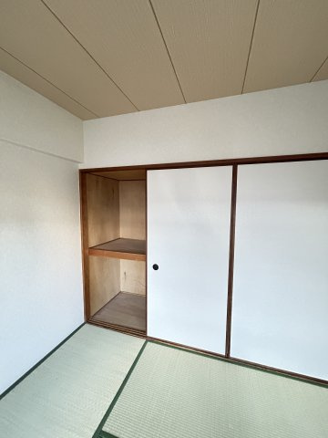 グリーンノート青谷の和室