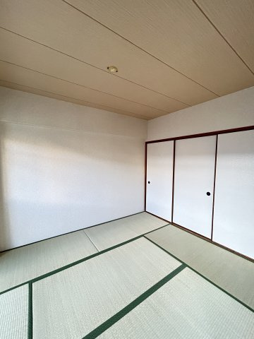 グリーンノート青谷の和室