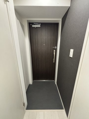 GRAND CINQ 02（クランサンクゼロツー）の玄関|ゆったりとした玄関です