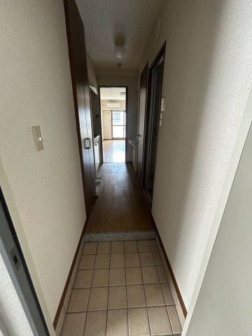 エレガンス白鳥の玄関