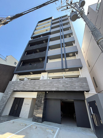 GRAND CINQ 02（クランサンクゼロツー）