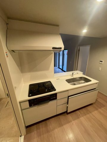 尼崎市武庫町１丁目の賃貸マンションのキッチン