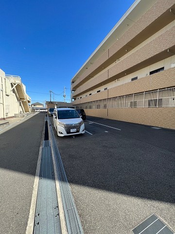 尼崎市武庫町１丁目の賃貸マンションの外観