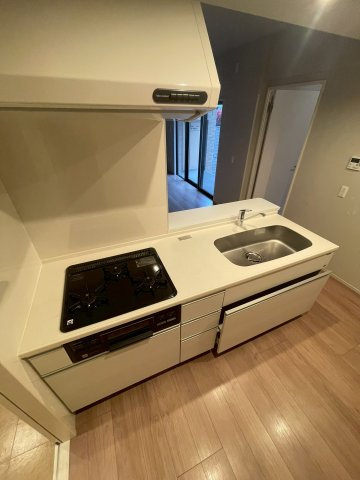 尼崎市武庫町１丁目の賃貸マンションのキッチン