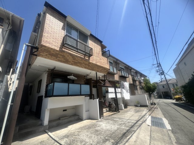 ドミール東芦屋の外観