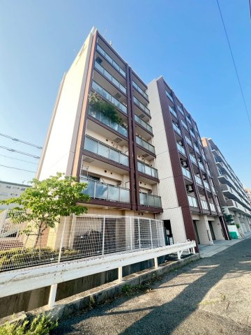アルファレガロ甲南山手の外観